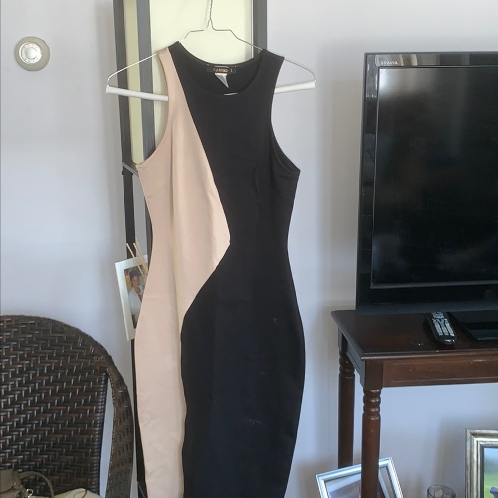 An dress black and crean